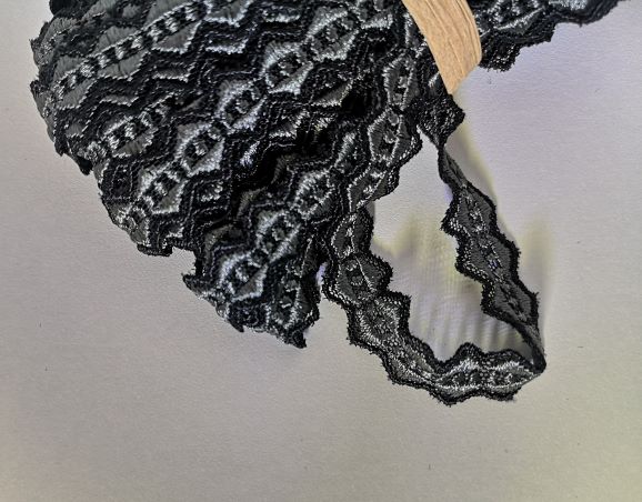 Nastro Ganciato Con Pizzo Tombolo | Ulisse Fashion Art Details